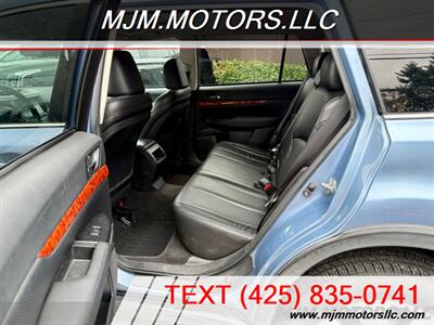 2010 Subaru Outback 3.6R LIMITED   - Photo 10 - Lynnwood, WA 98036