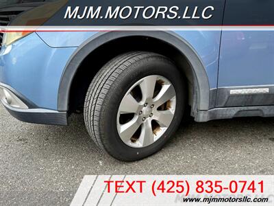2010 Subaru Outback 3.6R LIMITED   - Photo 25 - Lynnwood, WA 98036