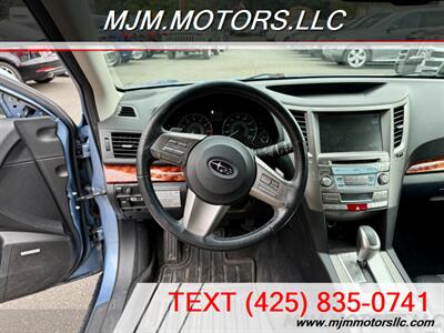 2010 Subaru Outback 3.6R LIMITED   - Photo 16 - Lynnwood, WA 98036