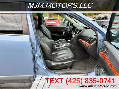 2010 Subaru Outback 3.6R LIMITED   - Photo 13 - Lynnwood, WA 98036