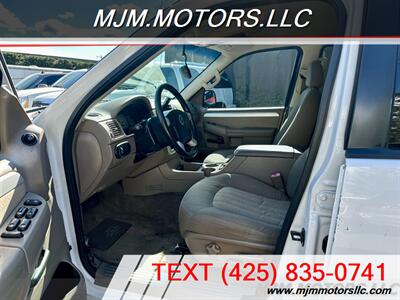 2002 Mercury Mountaineer   - Photo 10 - Lynnwood, WA 98036