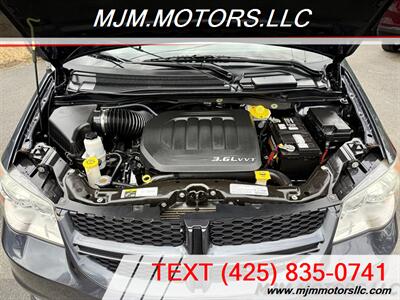 2013 Dodge Grand Caravan R/T   - Photo 36 - Lynnwood, WA 98036