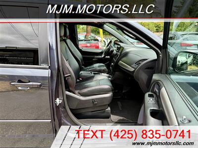 2013 Dodge Grand Caravan R/T   - Photo 15 - Lynnwood, WA 98036