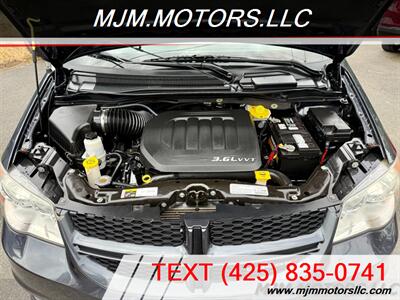 2013 Dodge Grand Caravan R/T   - Photo 35 - Lynnwood, WA 98036
