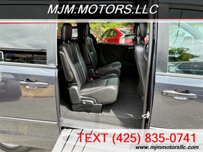 2013 Dodge Grand Caravan R/T   - Photo 13 - Lynnwood, WA 98036