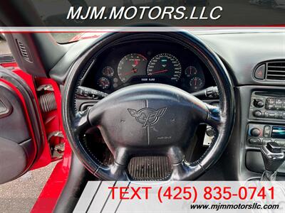 1997 Chevrolet Corvette   - Photo 15 - Lynnwood, WA 98036