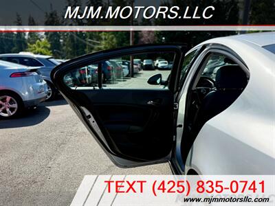 2011 Buick Regal CXL   - Photo 23 - Lynnwood, WA 98036