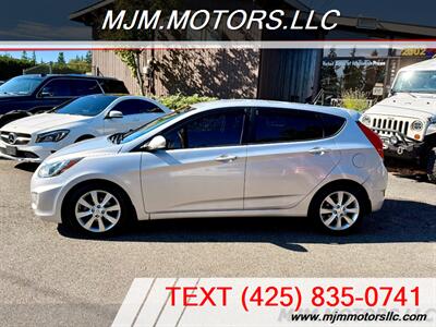 2013 Hyundai ACCENT SE   - Photo 2 - Lynnwood, WA 98036