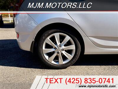 2013 Hyundai ACCENT SE   - Photo 25 - Lynnwood, WA 98036
