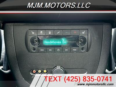 2011 GMC Yukon DENALI   - Photo 21 - Lynnwood, WA 98036