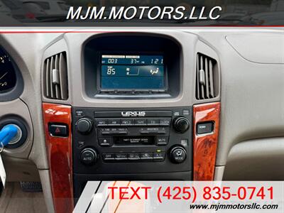 2003 Lexus RX   - Photo 18 - Lynnwood, WA 98036