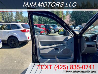 2006 Jeep Grand Cherokee Laredo Laredo 4dr SUV   - Photo 21 - Lynnwood, WA 98036