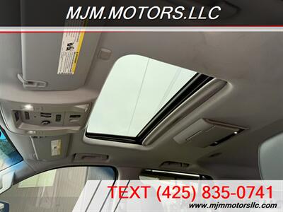 2016 Cadillac Escalade LUXURY COLLECTION   - Photo 24 - Lynnwood, WA 98036