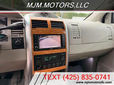 2008 Chrysler Aspen LIMITED   - Photo 21 - Lynnwood, WA 98036