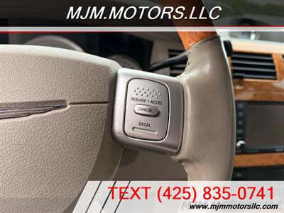 2008 Chrysler Aspen LIMITED   - Photo 19 - Lynnwood, WA 98036