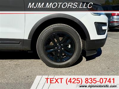2017 Ford Explorer   - Photo 32 - Lynnwood, WA 98036