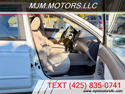 2006 Kia Spectra EX   - Photo 13 - Lynnwood, WA 98036