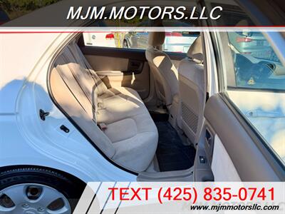 2006 Kia Spectra EX   - Photo 12 - Lynnwood, WA 98036