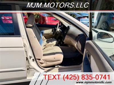 2006 Kia Spectra EX   - Photo 13 - Lynnwood, WA 98036