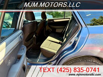 2015 Subaru Outback 2.5i Premium   - Photo 10 - Lynnwood, WA 98036