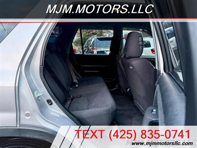 2005 Honda CR-V LX   - Photo 13 - Lynnwood, WA 98036