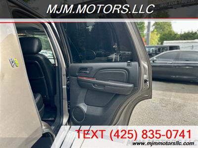 2012 Cadillac Escalade Hybrid   - Photo 26 - Lynnwood, WA 98036