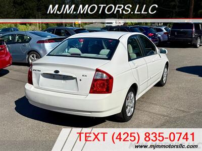 2006 Kia Spectra EX   - Photo 6 - Lynnwood, WA 98036