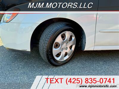 2006 Kia Spectra EX   - Photo 24 - Lynnwood, WA 98036