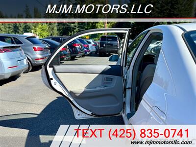 2006 Kia Spectra EX   - Photo 21 - Lynnwood, WA 98036