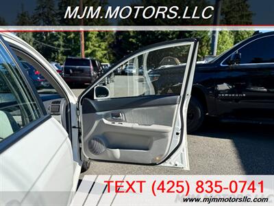 2006 Kia Spectra EX   - Photo 23 - Lynnwood, WA 98036