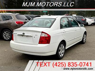 2006 Kia Spectra EX   - Photo 5 - Lynnwood, WA 98036