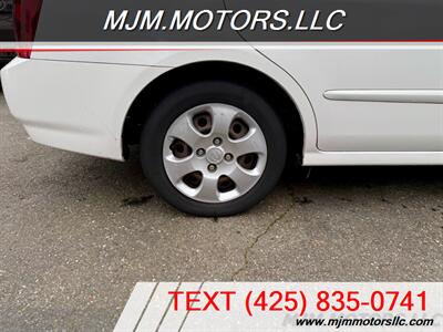 2006 Kia Spectra EX   - Photo 23 - Lynnwood, WA 98036