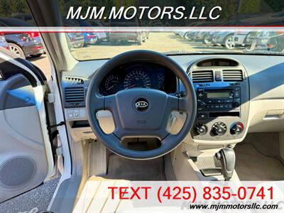 2006 Kia Spectra EX   - Photo 17 - Lynnwood, WA 98036