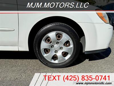 2006 Kia Spectra EX   - Photo 27 - Lynnwood, WA 98036