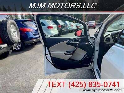 2014 Buick Verano Leather Group   - Photo 19 - Lynnwood, WA 98036