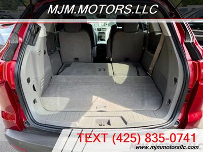 2011 Chevrolet Traverse LT   - Photo 12 - Lynnwood, WA 98036