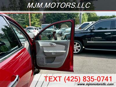 2011 Chevrolet Traverse LT   - Photo 28 - Lynnwood, WA 98036