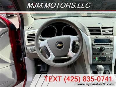 2011 Chevrolet Traverse LT   - Photo 17 - Lynnwood, WA 98036