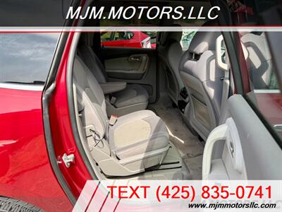 2011 Chevrolet Traverse LT   - Photo 13 - Lynnwood, WA 98036