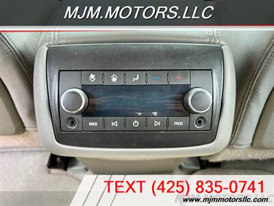 2011 Chevrolet Traverse LT   - Photo 23 - Lynnwood, WA 98036