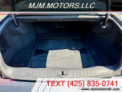 2009 Cadillac DTS   - Photo 11 - Lynnwood, WA 98036
