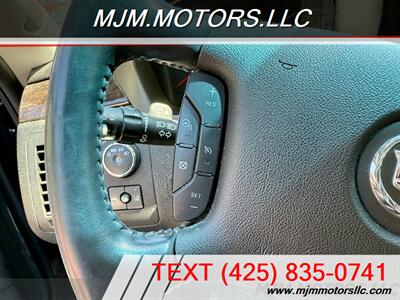 2009 Cadillac DTS   - Photo 17 - Lynnwood, WA 98036