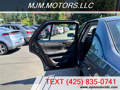 2009 Cadillac DTS   - Photo 23 - Lynnwood, WA 98036