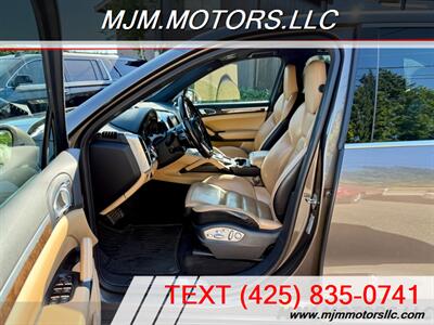 2016 Porsche Cayenne S E-Hybrid   - Photo 10 - Lynnwood, WA 98036