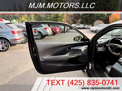 2020 Hyundai VELOSTER Turbo R-Spec   - Photo 23 - Lynnwood, WA 98036