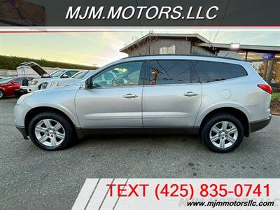 2011 Chevrolet Traverse LT   - Photo 2 - Lynnwood, WA 98036