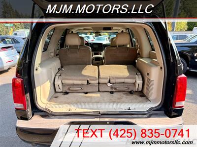 2006 Cadillac Escalade   - Photo 12 - Lynnwood, WA 98036