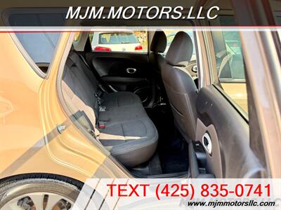 2015 Kia Soul +   - Photo 12 - Lynnwood, WA 98036
