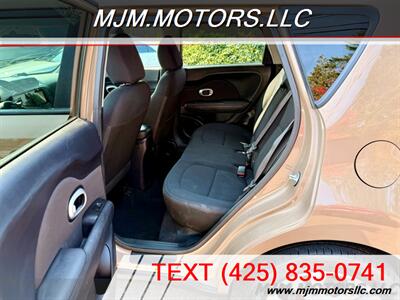 2015 Kia Soul +   - Photo 10 - Lynnwood, WA 98036