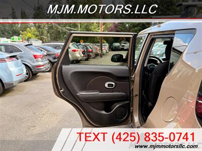 2015 Kia Soul +   - Photo 21 - Lynnwood, WA 98036